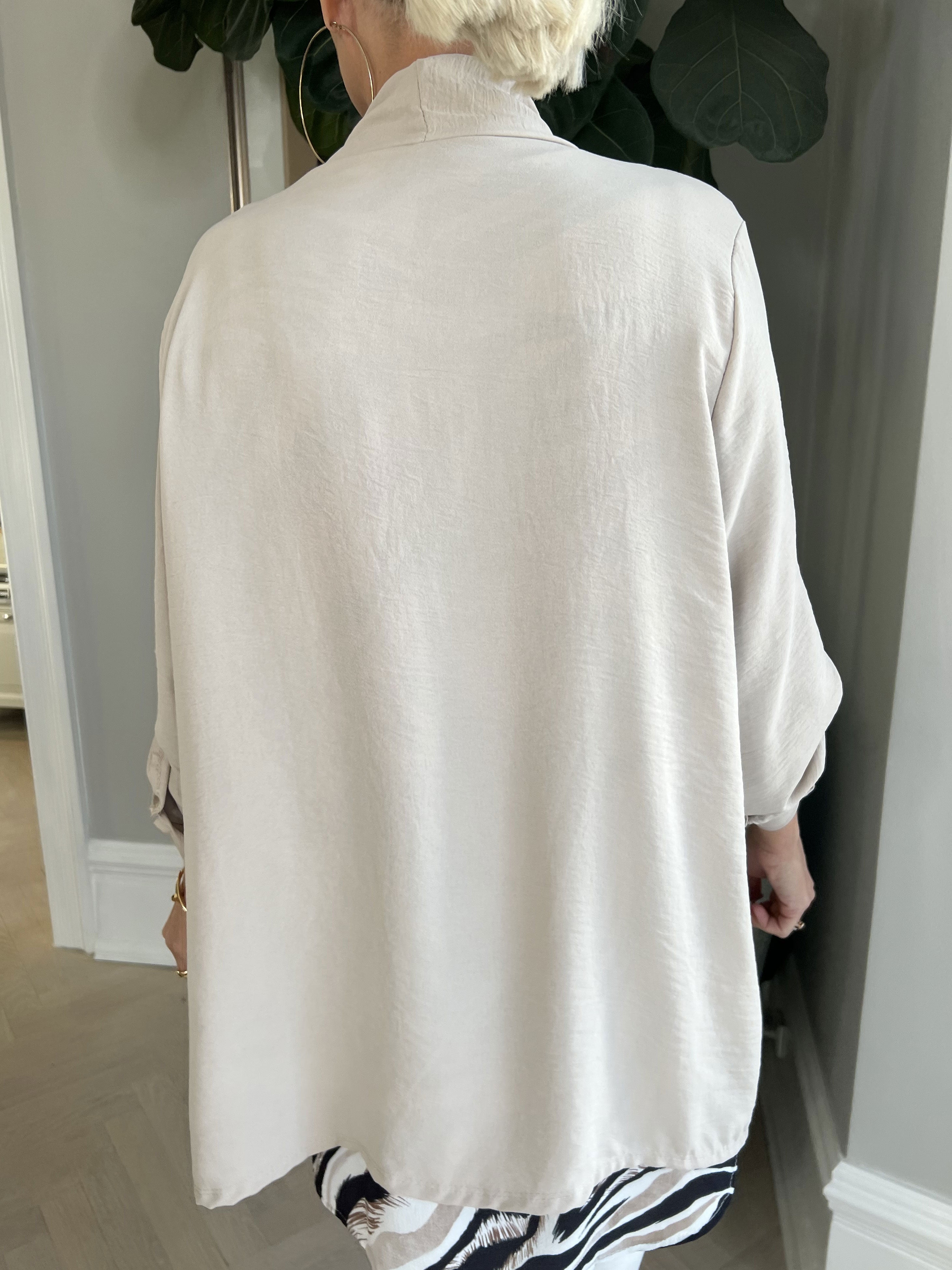 Dream - Enkel cardigan i let og fint stof